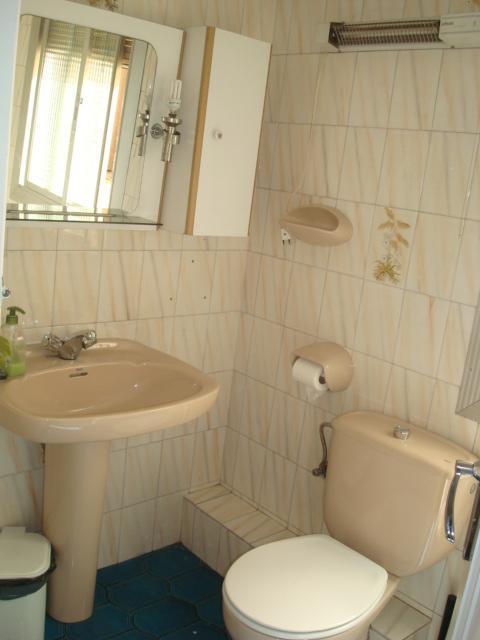 Hostel Turistic Castell Barcelona Bagian luar foto